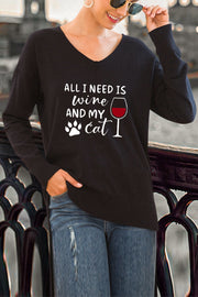 ’All I need is a rope and my cat‘ Women's V-Neck Sweater