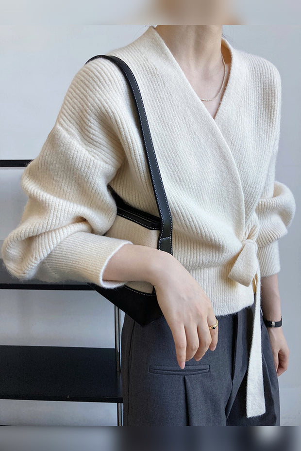 Vintage V-Neck Lace-Up Knit Top